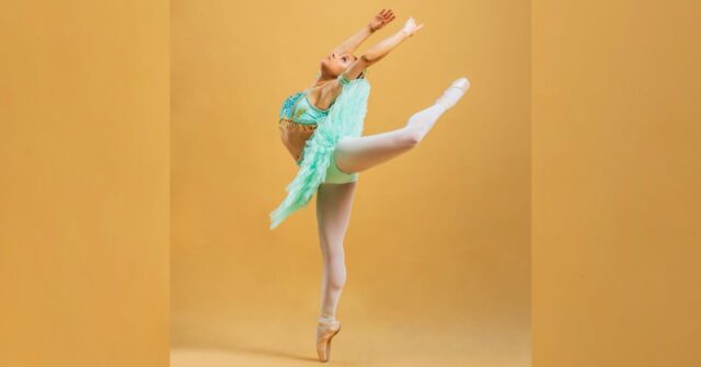 BALLET (2)