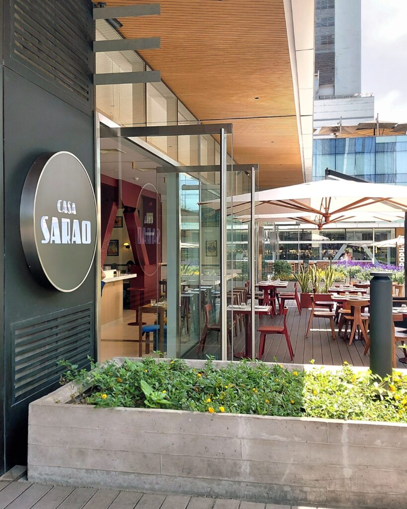 La imagen tiene un atributo ALT vacío; su nombre de archivo es CASA-SARAO-819x1024.jpg