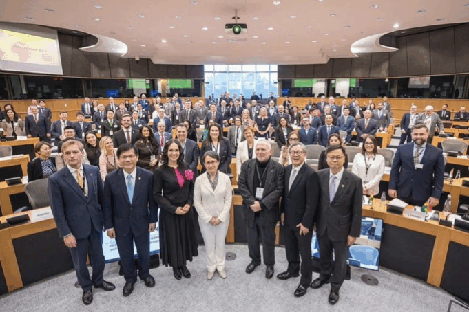 Vicepresidenta Hsiao se dirige a IPAC en Bruselas