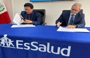 EsSalud fortalece la protección de las familias peruanas con el relanzamiento del Seguro +Vida junto a MAPFRE