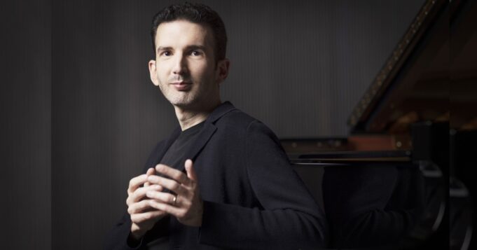 Emmanuel Despax: Magistral pianista francés debuta en Lima tras una intensa gira por Asia y Australia