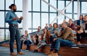 El 55 % de peruanos considera que el próximo presidentedebe ser economista o gestor empresarial