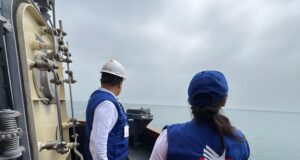 DEFENSORÍA DEL PUEBLO VERIFICÓ SUPERVISIÓN AMBIENTAL EN ZONAS AFECTADAS POR EL DERRAME DE PETRÓLEO DE 2022