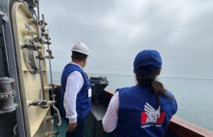 DEFENSORÍA DEL PUEBLO VERIFICÓ SUPERVISIÓN AMBIENTAL EN ZONAS AFECTADAS POR EL DERRAME DE PETRÓLEO DE 2022