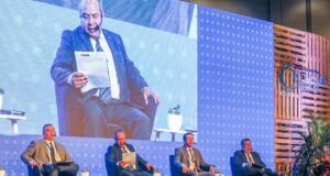 MIDAGRI impulsa la economía circular en el agro durante foro internacional en Lima