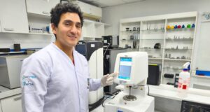 Ciencia molinera: ingeniero investiga la elaboración de una película biodegradable a partir de subproductos arroceros que permitirá conservar productos cárnicos