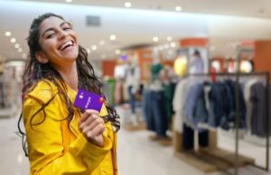 Finanzas seguras en Navidad: cómo aprovechar tus compras sin exponer tus cuentas principales