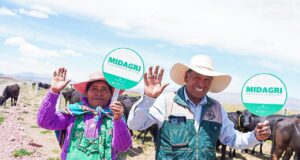 MIDAGRI culmina dos proyectos de riego tecnificado en Puno y eleva la productividad para familias agricultoras