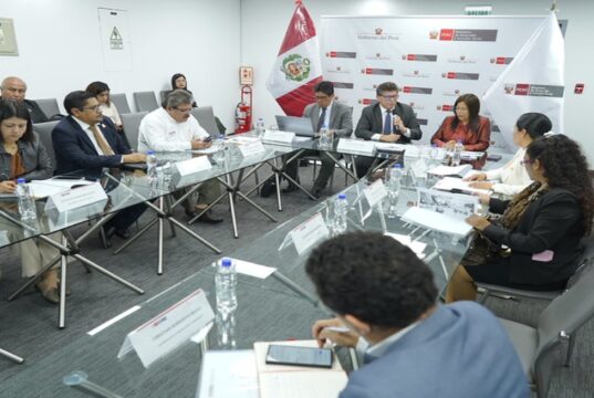 Midis presenta nuevo proceso de compras de alimentación escolar y abre el mercado para todas las empresas