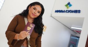 Migraciones entregó casi 700 000 pasaportes en lo que va del año superando por tercer año consecutivo a anteriores gestiones
