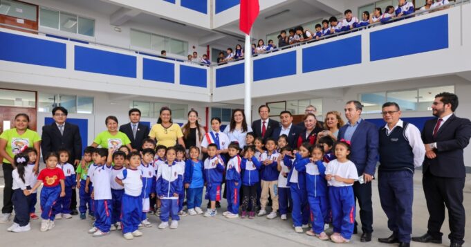 Ministerio de Educación presenta a gobiernos locales una propuesta de alianza