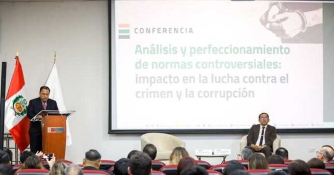 Ministro Martínez remarcó compromiso del Estado en la evaluación rigurosa del impacto real de leyes en labor de los operadores de justicia