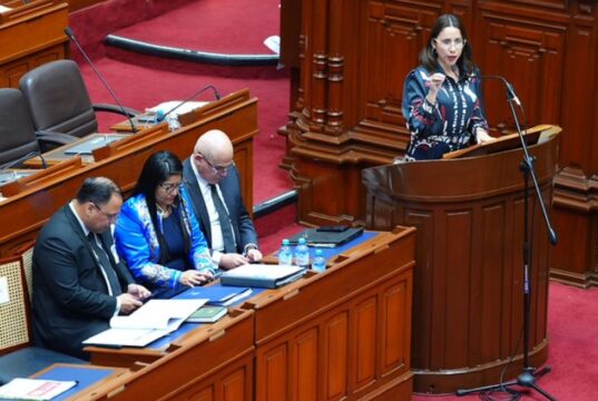 Ministra Lesly Shica sustenta presupuesto 2026 del Midis por S/ 7584 millones para atender a más de 10 millones de peruanos
