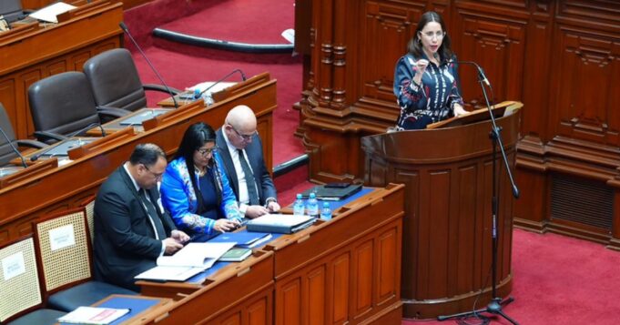 Ministra Lesly Shica sustenta presupuesto 2026 del Midis por S/ 7584 millones para atender a más de 10 millones de peruanos