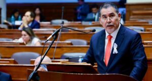 Ministerio de Educación sustenta presupuesto 2026 ante Pleno del Congreso