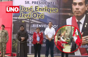 José Jerí regresa a su colegio y encabeza ceremonia de izamiento de bandera