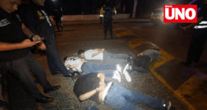 Banda de robacasas cayó tras persecución y choque en La Cachina Fashion