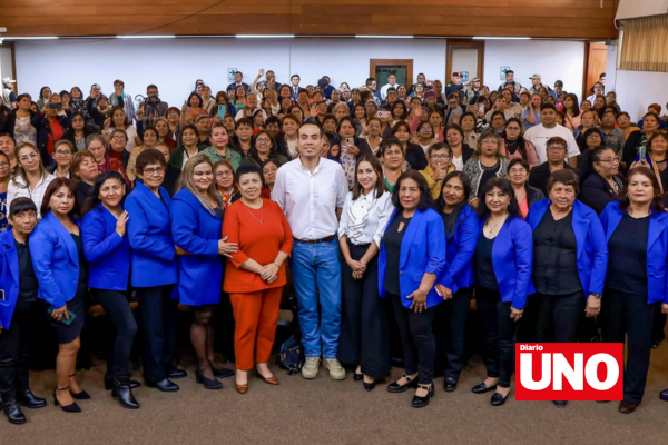 Jerí promete más recursos para el Vaso de Leche mientras se reúne con empresarios de la construcción