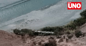 Tragedia en Arequipa: 37 muertos tras caer bus a barranco en la Panamericana Sur