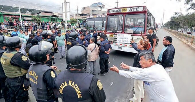 Paro de transportes semanales