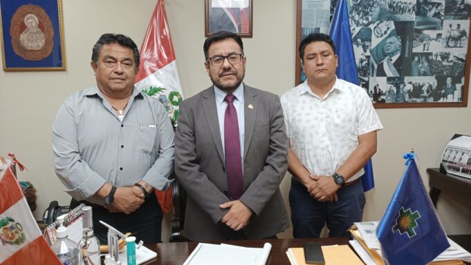 Congresista Carlos Zeballos Madariaga denuncia ineficiencia «calculada» en Perupetro para desmantelar la viabilidad financiera de Petroperú