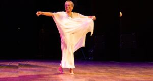 Susana Baca celebrará en concierto íntimo su Grammy a la Excelencia Musical