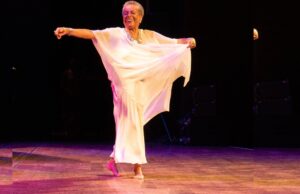 Susana Baca celebrará en concierto íntimo su Grammy a la Excelencia Musical