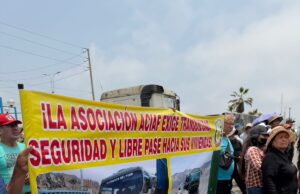 Ejército Peruano impidió el ingreso de 300 pobladores a sus casas en Punta Negra