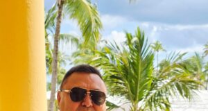 Rey Vico apaga sus 49 años como cantante