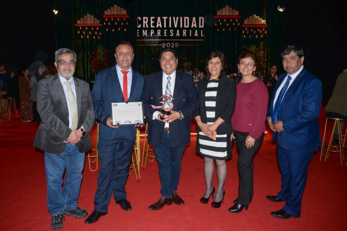 EsSalud: INCOR obtiene Premio Creatividad Empresarial 2025