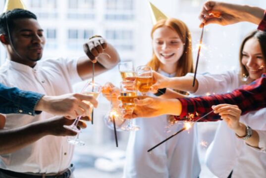 Celebraciones sin presión: evitar el efecto ‘aguafiestas’ en las fiestas de fin de año