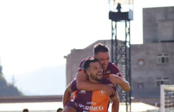 La «U» no pudo cerrar invicto el Clausura al caer con Los Chankas 3-1 que aún sueña con ir a la Sudamericana