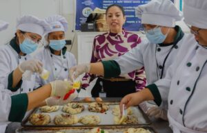 Cuatro CETPROS de Lima Metropolitana reciben importante donación de empresa privada