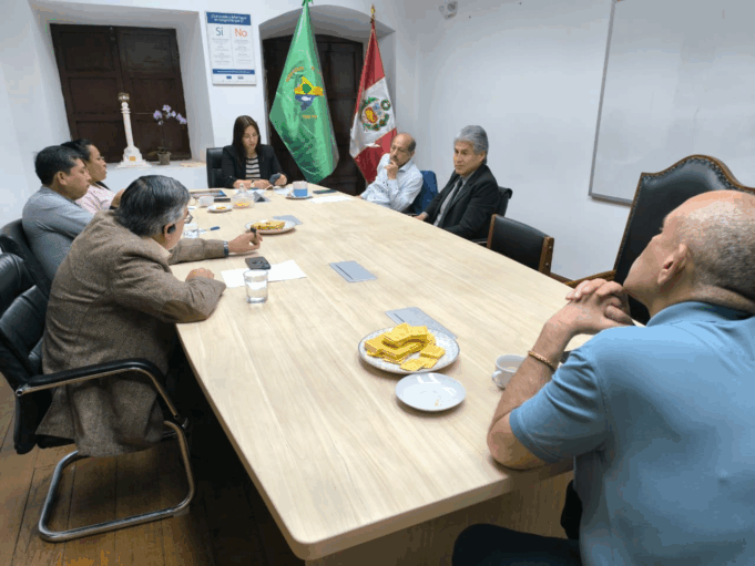 Bancada Somos Perú se reúne para analizar temas de seguridad nacional