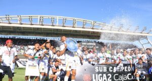 Deportivo Moquegua es el nuevo inquilino de la Primera División 2026 al vencer a César Vallejo 3-2