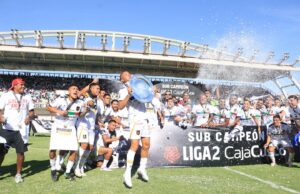 Deportivo Moquegua es el nuevo inquilino de la Primera División 2026 al vencer a César Vallejo 3-2