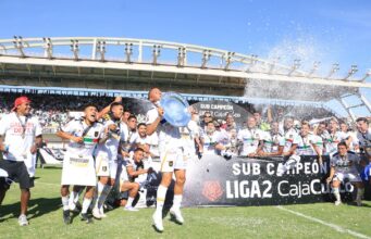 Deportivo Moquegua es el nuevo inquilino de la Primera División 2026 al vencer a César Vallejo 3-2