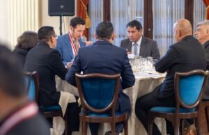 Concurso Nacional del Pisco 2025: Más de 40 catadores evalúan muestras para elegir a los mejores del país