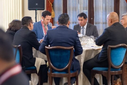 Concurso Nacional del Pisco 2025: Más de 40 catadores evalúan muestras para elegir a los mejores del país