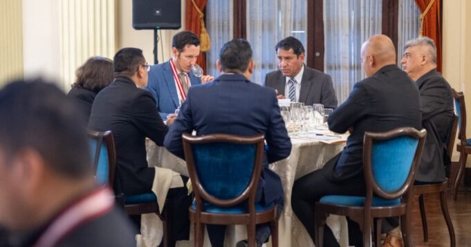 Concurso Nacional del Pisco 2025: Más de 40 catadores evalúan muestras para elegir a los mejores del país