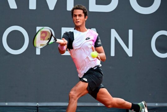 “Juanpi” Varillas avanzó a los cuartos de final del Bogotá 4 Challenger