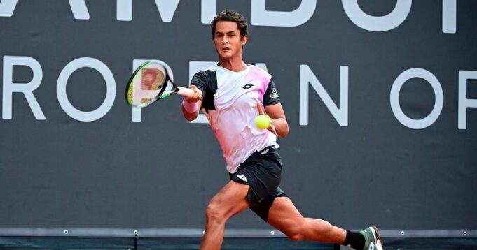 “Juanpi” Varillas avanzó a los cuartos de final del Bogotá 4 Challenger