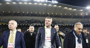 Escándalo: presidente del Fenerbhace Sadettin Saran fue detenido por consumo de drogas