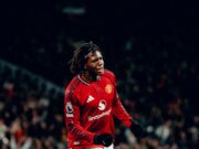 Manchester United volvió a sonreír en la Premier League al vencer a Newcastle 1-0