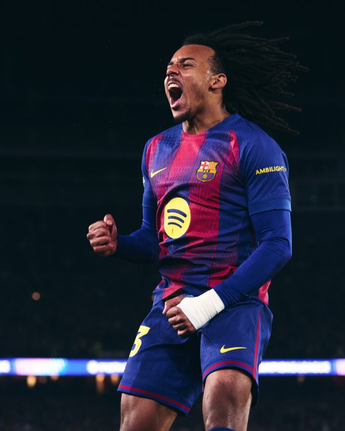 Barcelona logró vencer al Eintracht Frankfurt por 2-1 y busca clasificación a próxima fase de la Champions