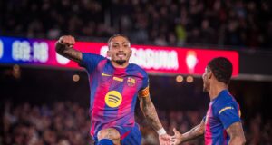 Barcelona venció al Osasuna 2-0 y sigue firme en la cima de la Liga de España