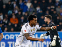 Real Madrid superó al Alavés 2-1 con goles de Mbappé y Rodrygo. Cortó dos derrotas seguidas
