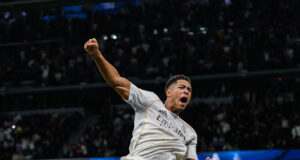 Real Madrid venció al Sevilla 2-0 y se acercó al líder Barcelona en la Liga de España