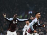Astin Villa es tercero en la Premier League tras derrotar al Manchester United 2-1