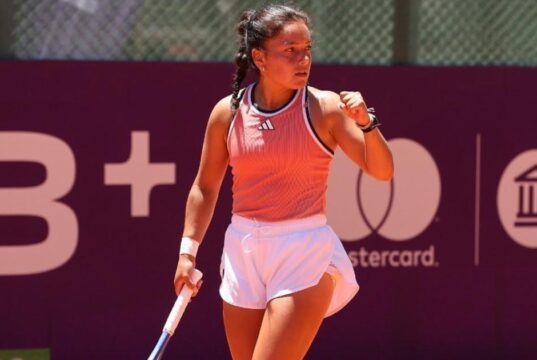Lucciana Pérez le ganó a peruana Leticia Bazán por 2 sets a 0 en el W15 Lima y avanzó a octavos de final